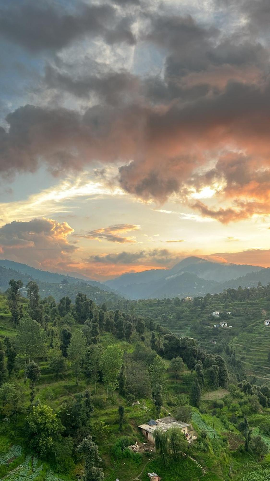 Nazaara -Thhpsociety - Mukteshwar - Witness The View From Your Bed Экстерьер фото