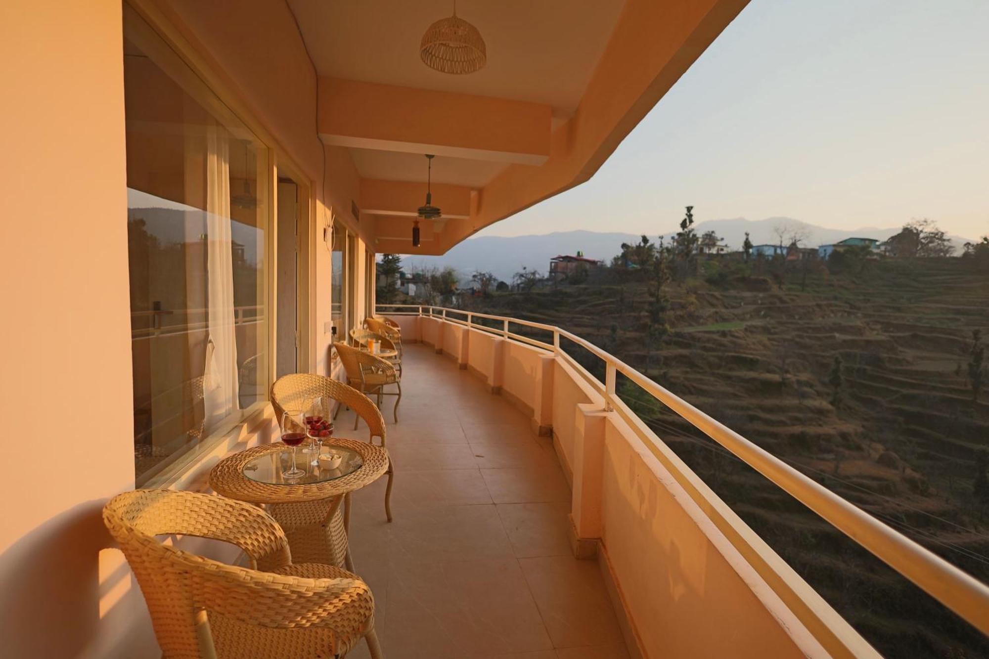 Nazaara -Thhpsociety - Mukteshwar - Witness The View From Your Bed Экстерьер фото